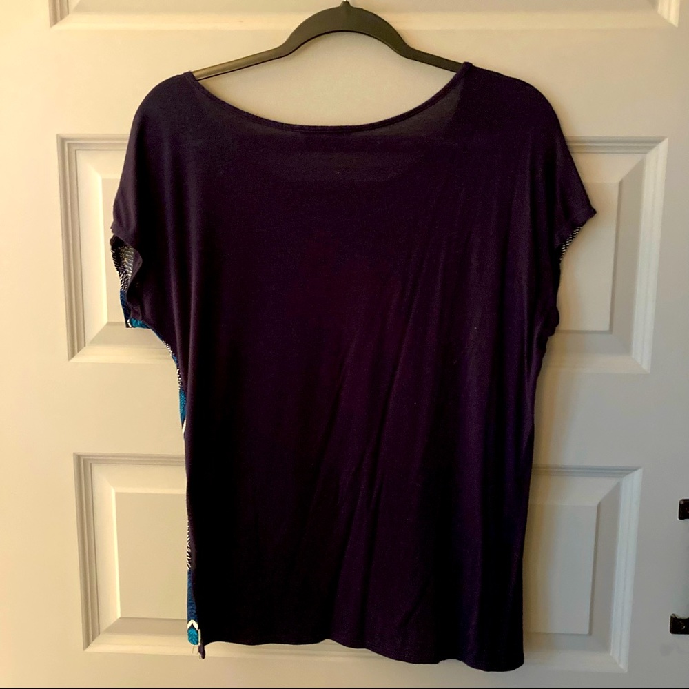 Chevron Pattern Top - Picture 2 of 3